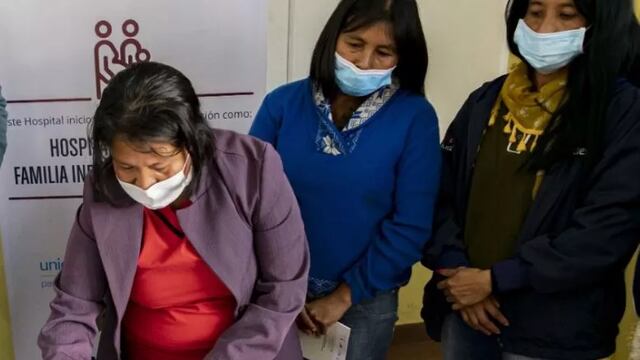 El Hospital SAMIC de Puerto Iguazú se certificará como “Hospital Amigo de la Familia Indígena Mbya Guaraní”. Gentileza: Norma Devechi