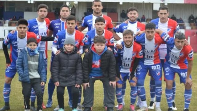 Rosario Puerto Belgrano sigue la lucha por el "1" en el Promocional. (Foto: Prensa Rosario).