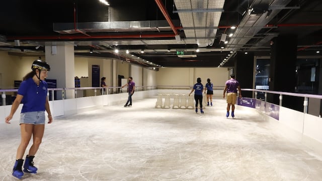 Villa Carlos Paz suma a su oferta 2025 una de las pistas de patinaje sobre hielo más largas del país