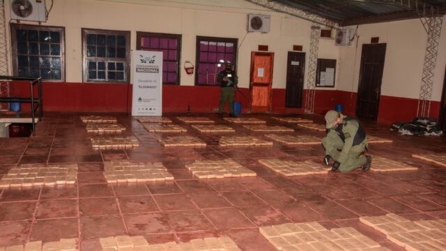 Decomisan media tonelada de marihuana en Eldorado