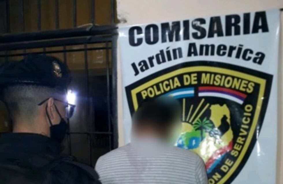 Jardín América: conducía ebrio, despistó y chocó, fue detenido