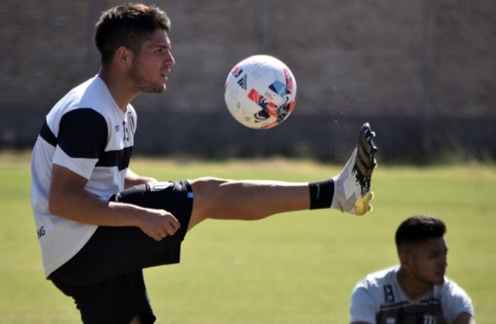 Primera Nacional: Independiente Rivadavia, Gimnasia y Maipú se juegan todo el domingo