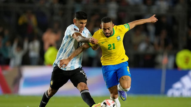 "El Cuti" Romero se lesionó en el último partido de la Selección Argentina ante Brasil. (AP)