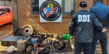Detuvieron a un empleado de un taller municipal por robar objetos de la dependencia.