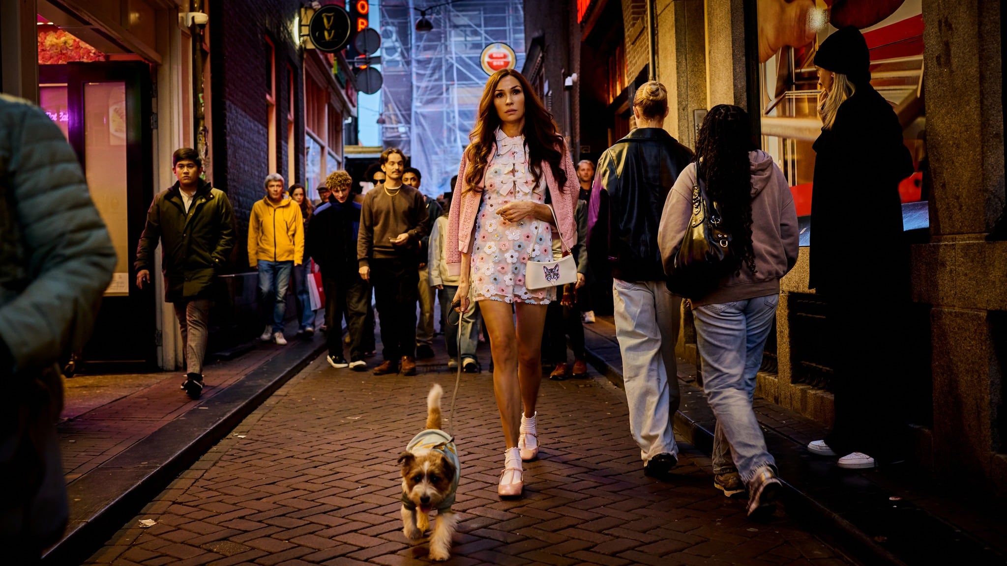 La nueva miniserie de Netflix se estrenó el 30 de octubre.