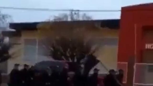 Policía del Chubut y un cántico polémico.