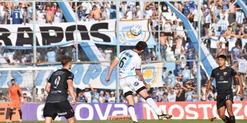 Atlético recibió a Colón en el Nuevo Monumental