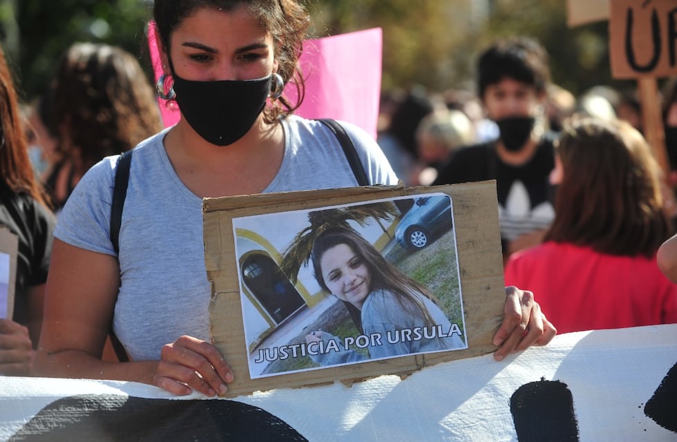 Tierra del Fuego marchó pidiendo justicia por el femicidio de Úrsula Bahillo