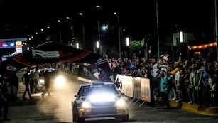 Con la partida en rampa y un tramo de exhibición nocturno, el Rallly Sprint Latam comienza a despedir el año en Concepción del Uruguay, Entre Ríos. (Prensa RSL)