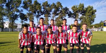 El 9 nunca encontró el partido en Cañada de Gomez y fue goleado por Atlético Carcarñá