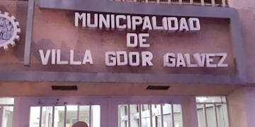 El acceso principal sobre Mosconi al 1500 quedó cerrado luego del episodio.