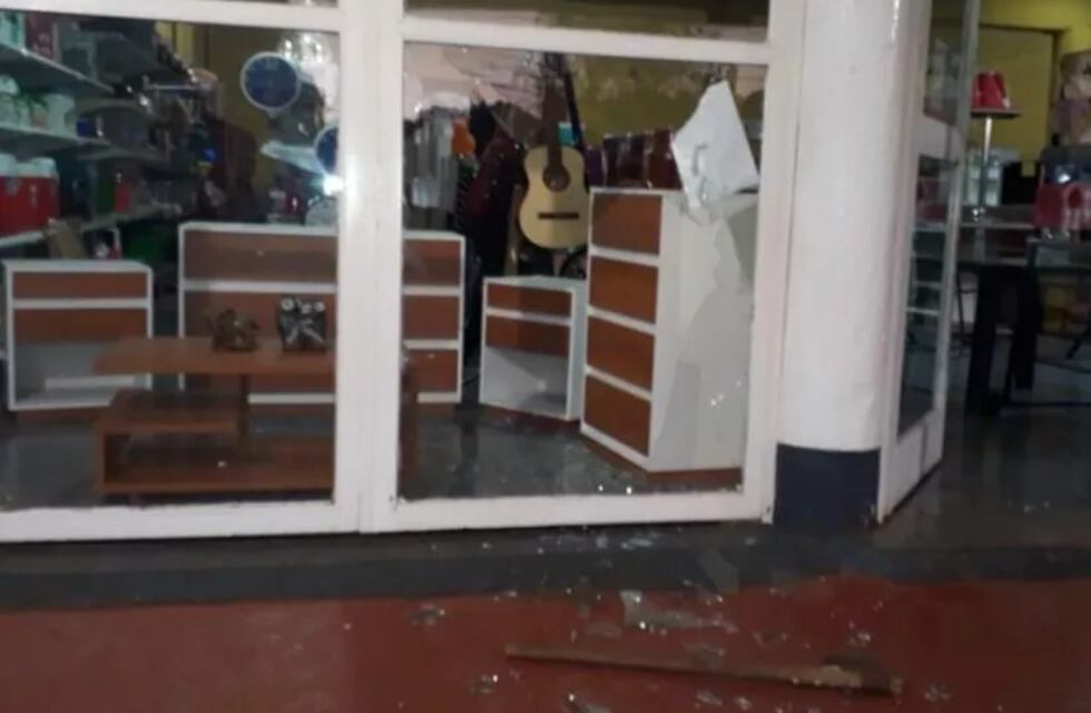 Ilícito violento: ingresaron a robar a un local comercial con un hacha
