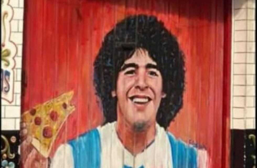 El comodorense que pintó el mural de Diego