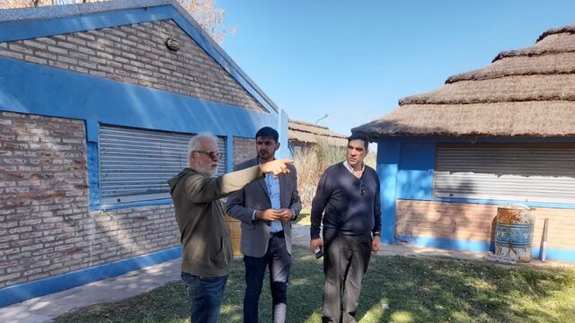 Recorrida de funcionarios por las instalaciones donde estará la Escuela Regional de Policía de Rafaela