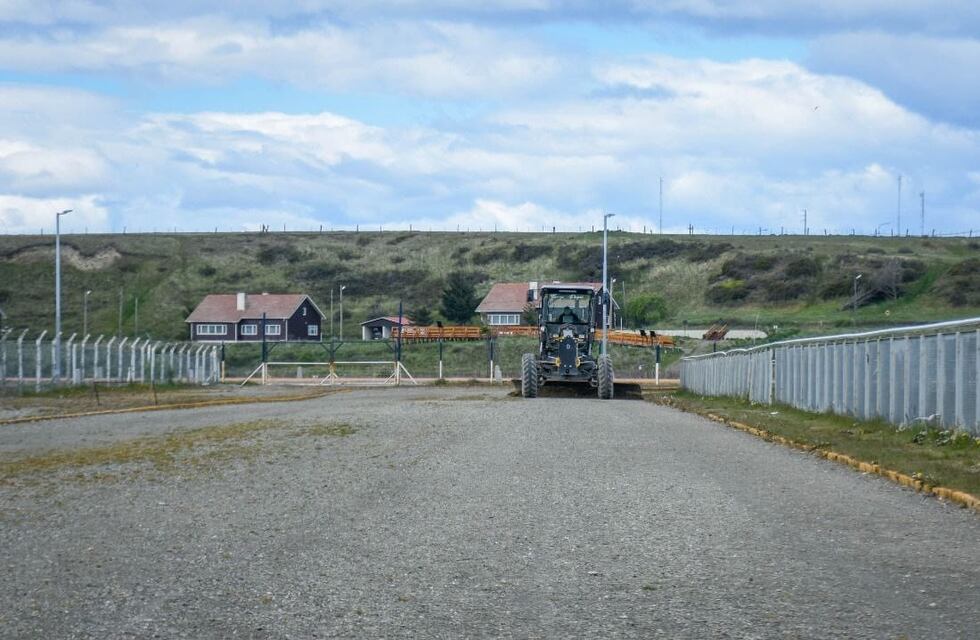 Ushuaia: Se acondicionó la pista de Atletismo para el Torneo Facundo Rivas