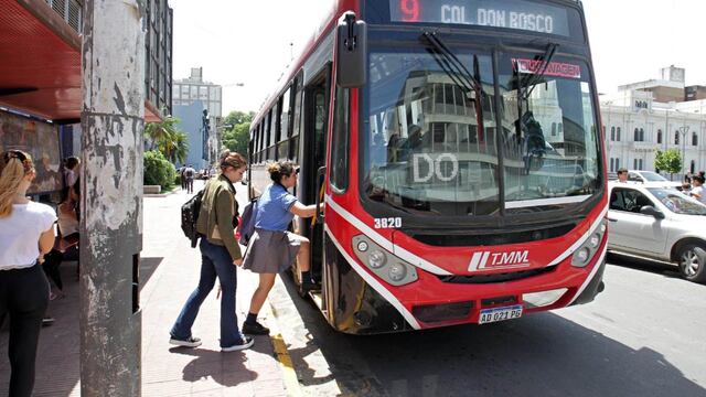 Continúa la crisis en el sector del Transporte.