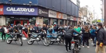 Las organizaciones piqueteras planean reunirse sobre Sarmiento y Rioja.