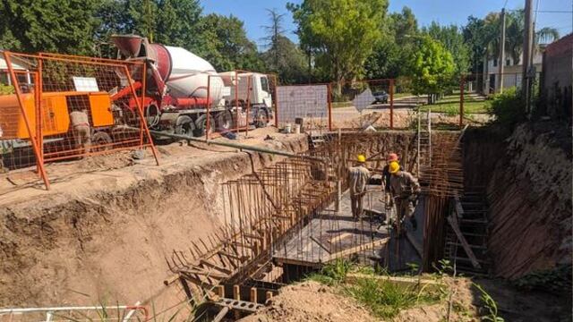 Avanzan las obras en el barrio 56 Viviendas de Pérez
