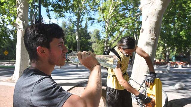 Ola de calor con temperaturas que se acercan a los 40 grados en Mendoza. Foto: José Gutierrez