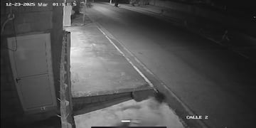 Preocupación vecinal por actos vandálicos en Iguazú: jóvenes patean portones y causan daños en distintos barrios.