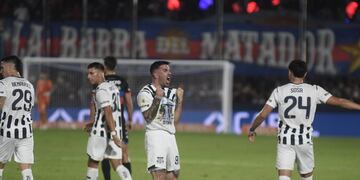 El uruguayo Santos grita el 1 a 0 de Talleres ante Tigre. (Federico López Claro / La Voz).