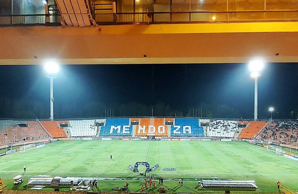 El estadio Malvinas Argentinas contará con césped nuevo y mejoras en el campo de juego