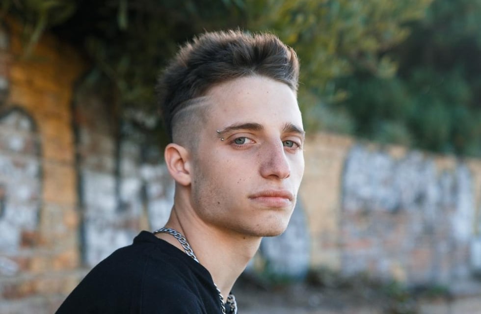 Wos anunció el lanzamiento de su nuevo álbum “Óscuro éxtasis”