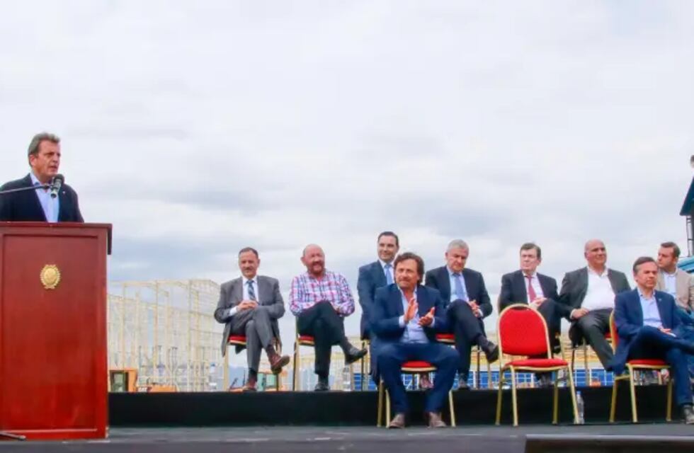 Massa firmó tres acuerdos con los gobernadores del Norte Grande: “Es un claro ejemplo de la unidad regional”
