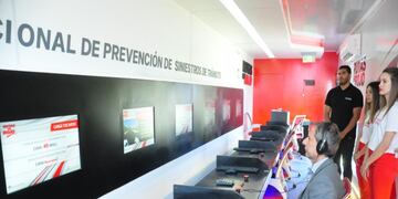 El camión de “Rutas en Rojo” pasó por la ciudad