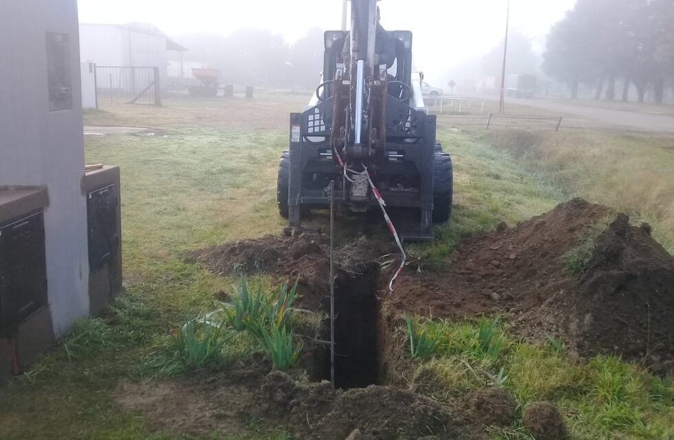 Realizan tareas de ampliación de la red de gas en Bellocq