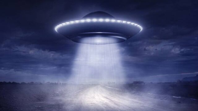 El OVNI apareció en Plaza Independencia de Trelew.