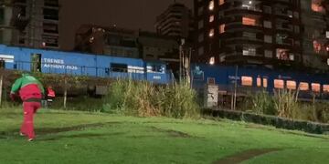 Las imágenes del choque de trenes a la altura de la estación de Palermo. Twitter @MascariniMarce