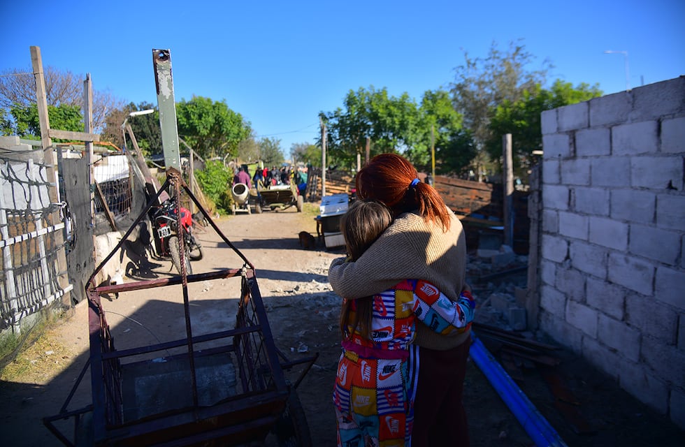 Desalojan a familias de Córdoba por obras para la nueva Colectora: “A todos o nada”