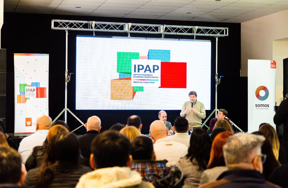 “Es una decisión política que los servidores públicos trabajemos por un Estado fuerte”