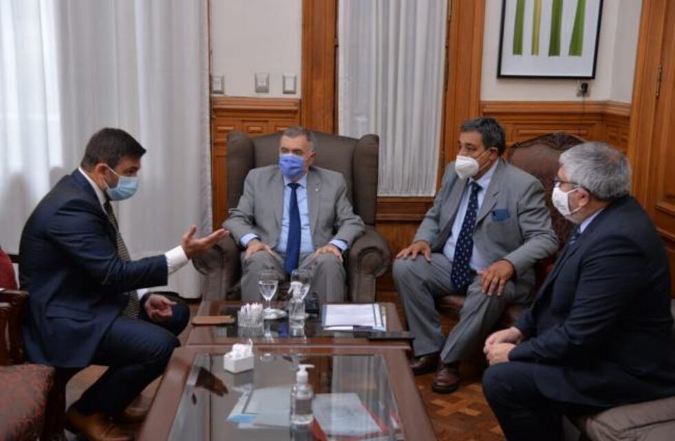 El gobernador Osvaldo Jaldo se reunió con autoridades del Concejo Deliberante de Yerba Buena