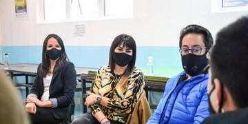 Autoridades del municipio se reunieron con los jóvenes que participan del taller "Abriendo puertas al mundo de trabajo"