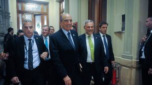 Guillermo Francos se reunión con diputados.