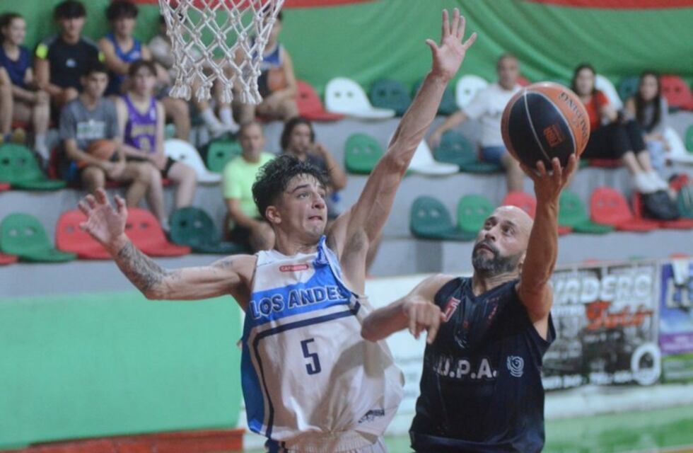 Básquet: Altense volvió al triunfo y recuperó el segundo puesto