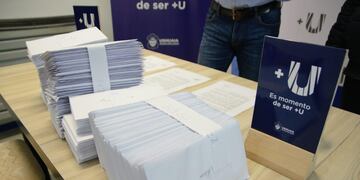 Afiliados del sindicato de obreros y empleados municipales recibieron la tarjeta de beneficios lanzada por el municipio.
