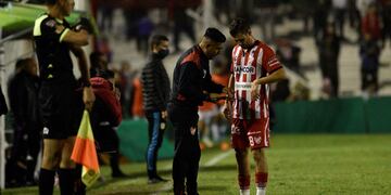 "Se que estoy haciendo bien mi trabajo", remarcó Claudio Sarría, DT de Instituto (Facundo Luque).