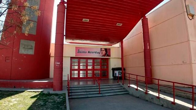 Escuela Juana Arzuduy, cerrada por covid-19.