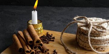 En tiempos de crisis, muchos buscan refugio en el mundo esotérico.