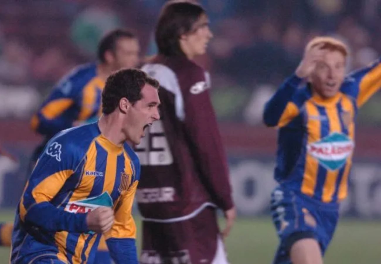 La última victoria de Central en cancha de Lanús fue en 2006.