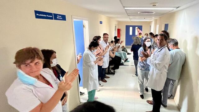 Protesta en el hospital de Río Cuarto, y mejoras salariales para los médicos de guardia (La Voz).