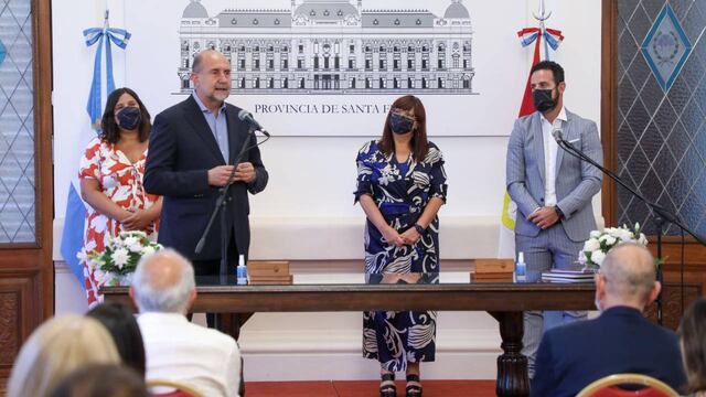 Omar Perotti, Celia Arena y Roberto Sukerman