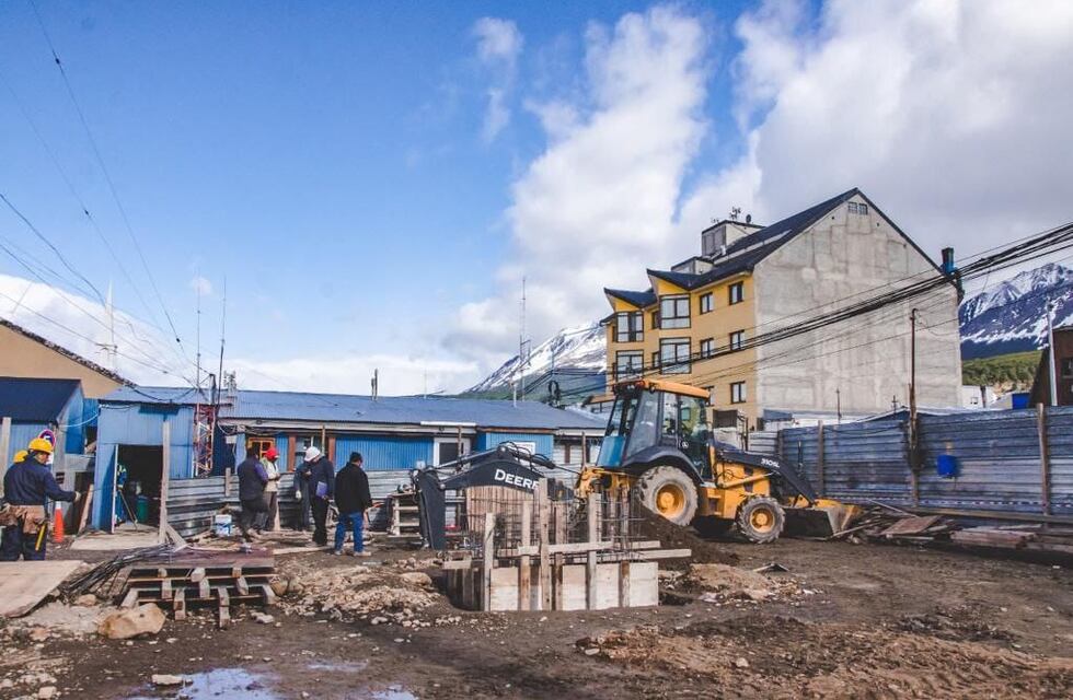 Comenzó la obra de construcción del edificio nuevo de Defensa Civil Municipal