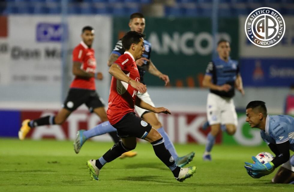 En Río Cuarto, Belgrano le ganó a Estudiantes con gol de Vegetti en el final del partido