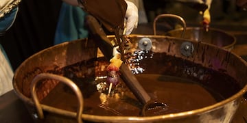 Un pueblo de Córdoba organizó una fiesta con chocolate para toda la comunidad y entrada gratis.