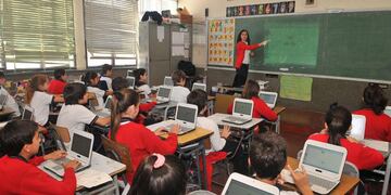 Los docentes de colegios privados de San Luis reclaman que las clases presenciales comienzan sin aumentos ni paritarias.