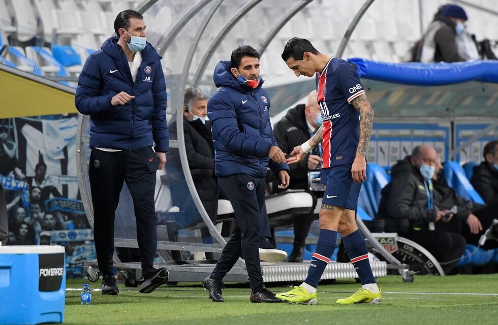 Ángel Di María se lesionó a pocos días del duelo con Barcelona